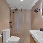 Beachside Duplex Pool Family-friendly *