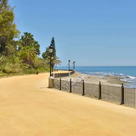 3br Beachside Duplex Pool Family-friendly Apartment *