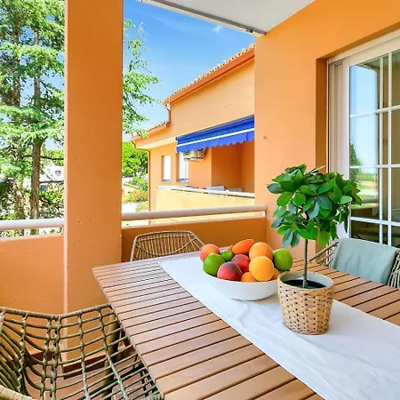 Apartment 3br Beachside Duplex Pool Family-friendly *