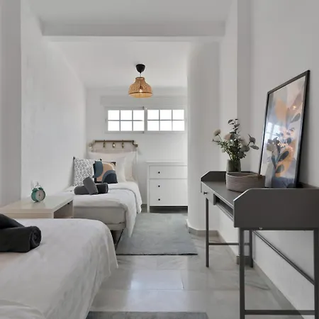 3br Beachside Duplex Pool Family-friendly Marbella