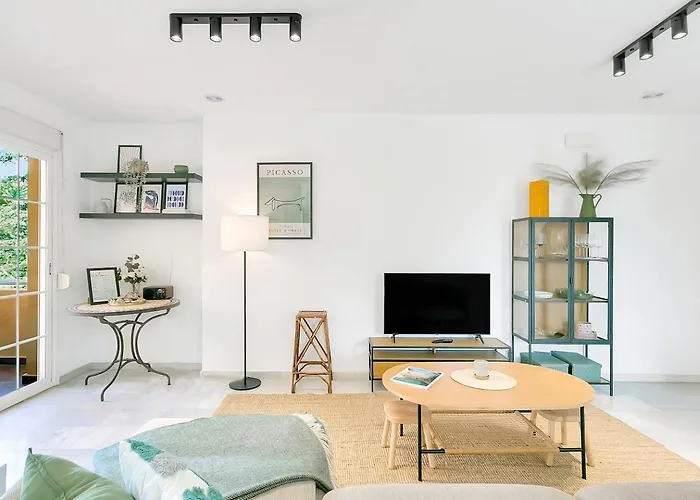 Beachside Duplex Pool Family-friendly Apartmán Marbella
