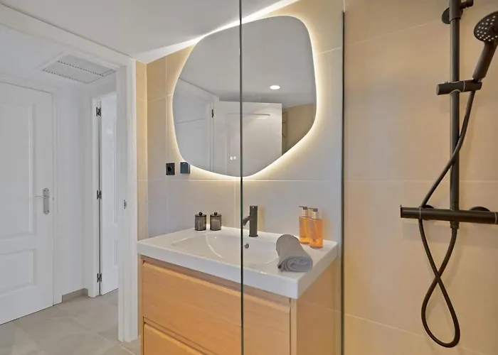 Beachside Duplex Pool Family-friendly Lejlighed Marbella