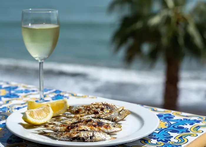 Beachside Duplex Pool Family-friendly *