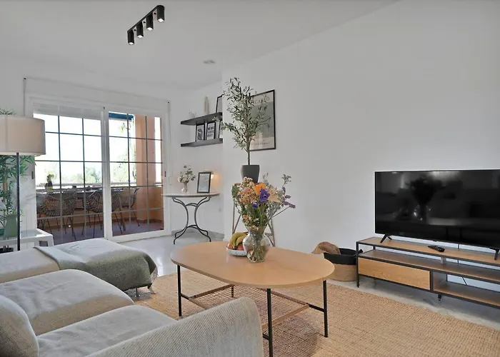 Beachside Duplex Pool Family-friendly Marbella