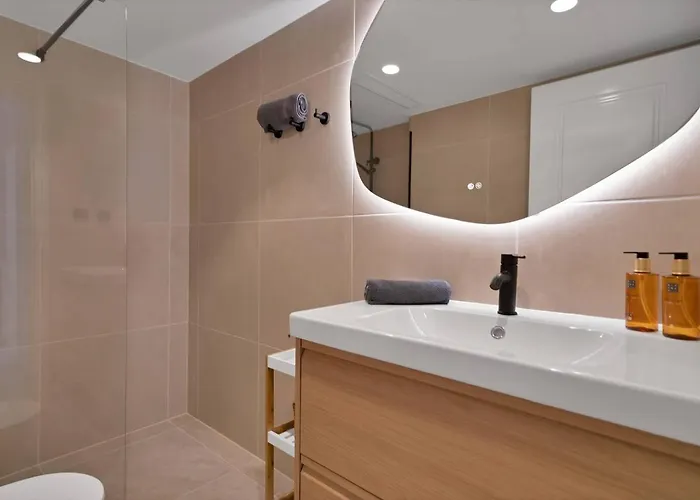 Beachside Duplex Pool Family-friendly *