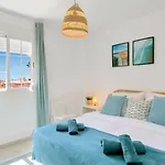 Beachside Duplex Pool Family-friendly Apartment Marbella