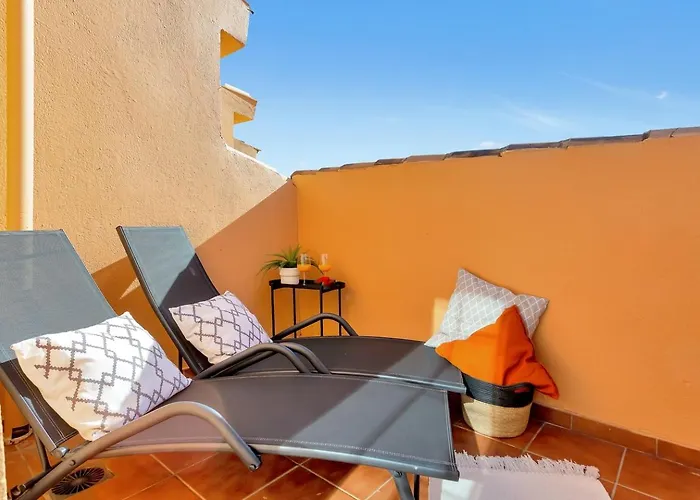 Beachside Duplex Pool Family-friendly